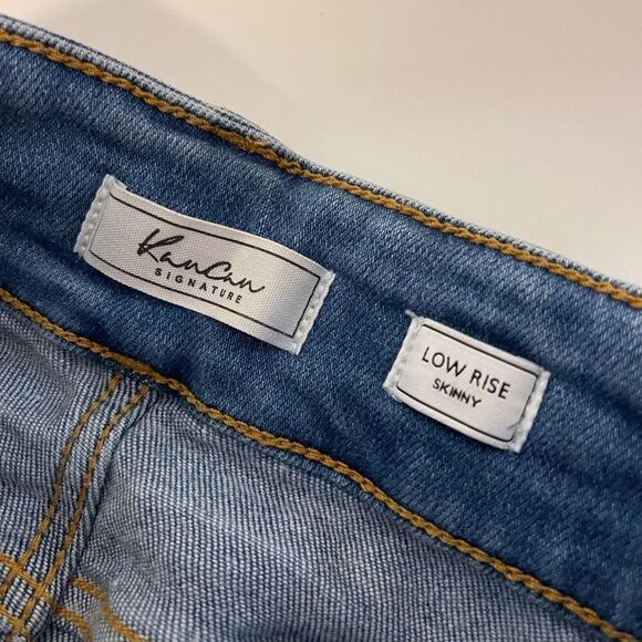 KanCan Signature Low Rise Skinny Jeans in Kass Size 24 - Picture 4 of 10